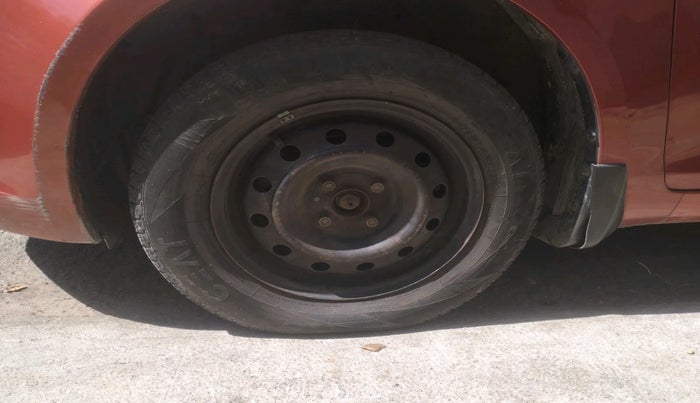 2013 Maruti Swift VDI, Diesel, Manual, 91,732 km, tyre