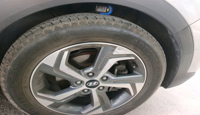 2018 Hyundai Creta SX AT 1.6 PETROL, Petrol, Automatic, 1,66,362 km, tyre