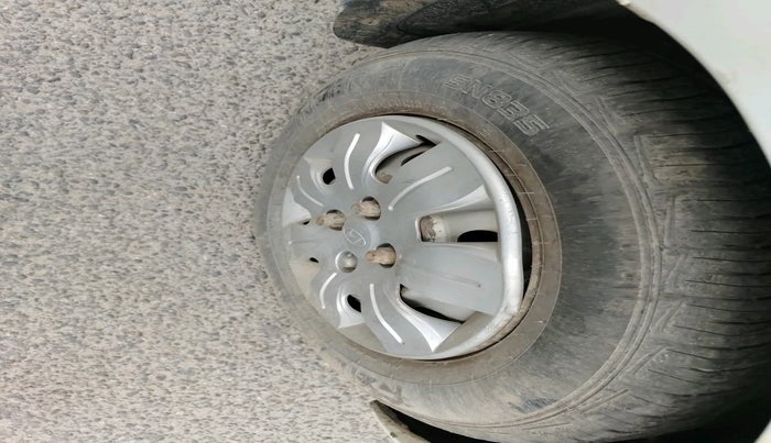 2011 Hyundai i10 ERA 1.1, Petrol, Manual, 85,132 km, tyre