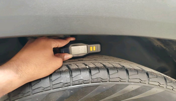 2023 Hyundai Creta SX (O) IVT 1.5 PETROL, Petrol, Automatic, 36,476 km, tyre