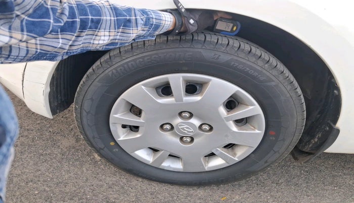 2013 Hyundai i20 MAGNA (O) 1.2, Petrol, Manual, 58,089 km, tyre