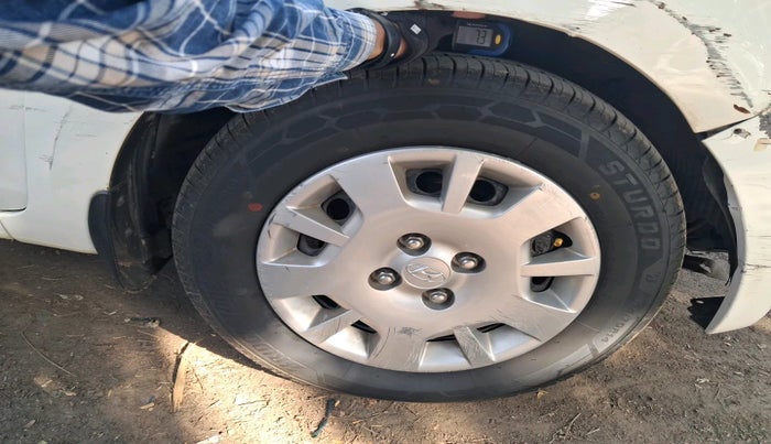 2013 Hyundai i20 MAGNA (O) 1.2, Petrol, Manual, 58,089 km, tyre