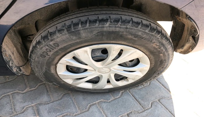 2020 Maruti Swift VXI, Petrol, Manual, 49,957 km, tyre