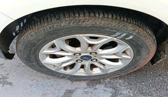 2015 Ford Ecosport TITANIUM 1.5L PETROL, Petrol, Manual, 59,173 km, tyre