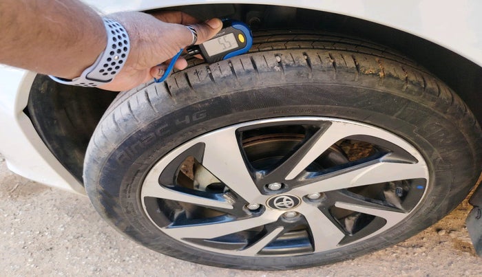 2022 Toyota Glanza G AMT, Petrol, Automatic, 22,355 km, tyre