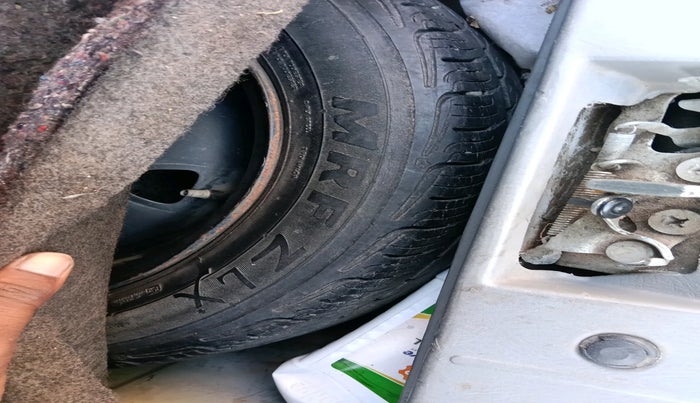 2014 Maruti Alto K10 VXI, Petrol, Manual, 1,06,924 km, tyre