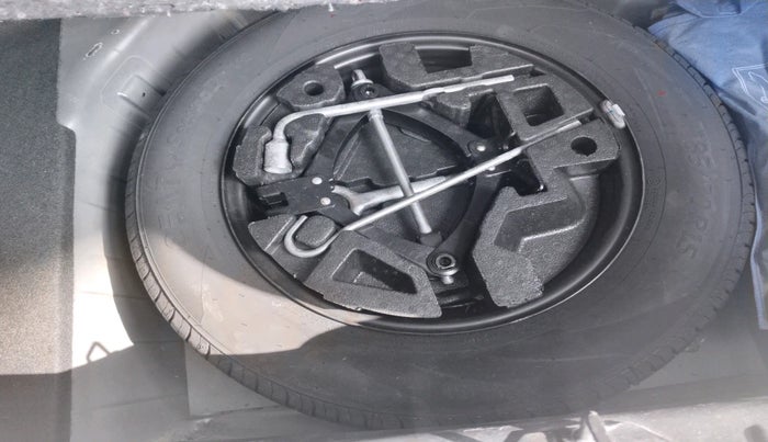 2022 Tata PUNCH ADVENTURE MT, Petrol, Manual, 26,516 km, tyre