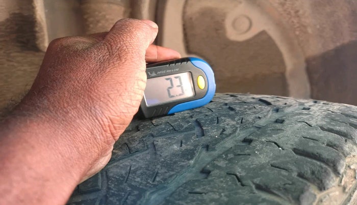 2014 Renault Duster 85 PS RXL DIESEL, Diesel, Manual, 1,41,755 km, tyre