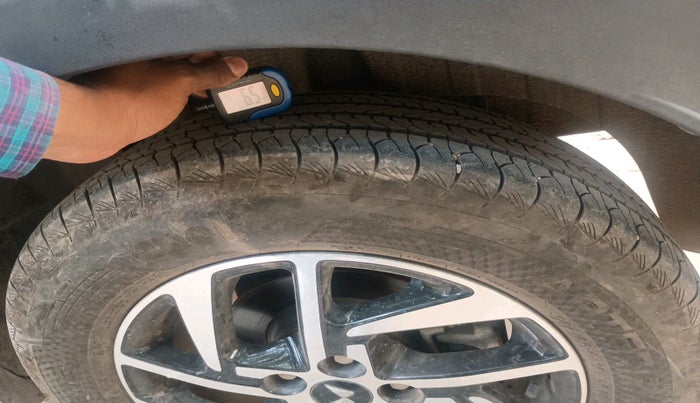 2024 Mahindra XUV 3XO AX5L 1.2 TGDi AT, Petrol, Automatic, 4,101 km, tyre