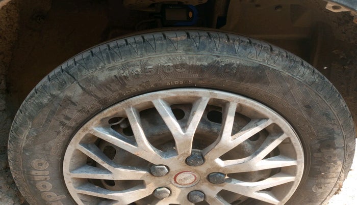 2016 Mahindra Kuv100 K4 PLUS 6 STR, Petrol, Manual, 47,505 km, tyre