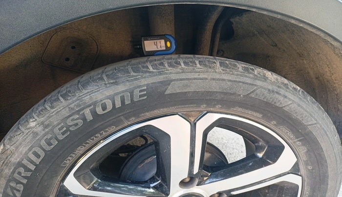 2021 Tata NEXON XZA PLUS (O) DIESEL, Diesel, Automatic, 93,193 km, tyre