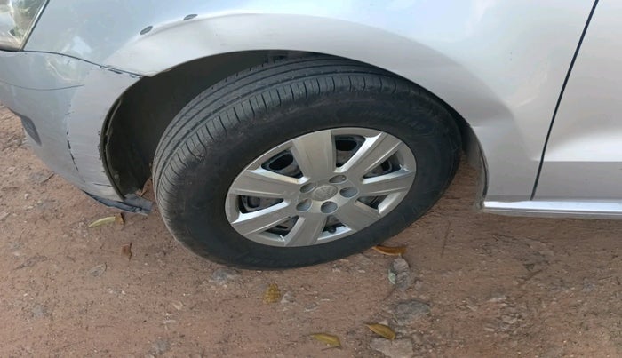 2012 Volkswagen Polo COMFORTLINE 1.2L PETROL, Petrol, Manual, 99,832 km, tyre