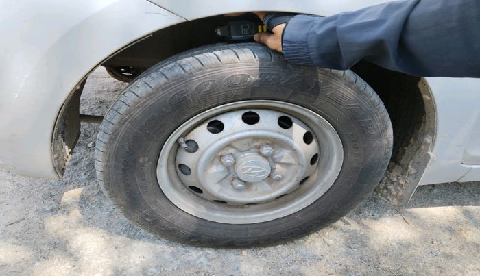 2012 Hyundai Eon D-LITE+, Petrol, Manual, 64,645 km, tyre