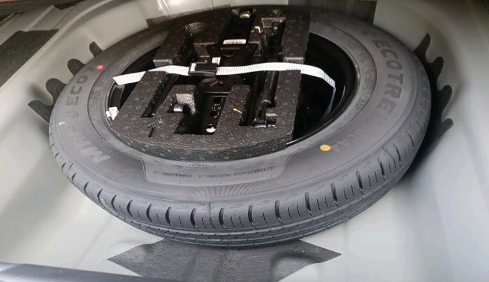 2025 Skoda SLAVIA Sportline 1.0L TSI AT, Petrol, Automatic, 3,820 km, tyre