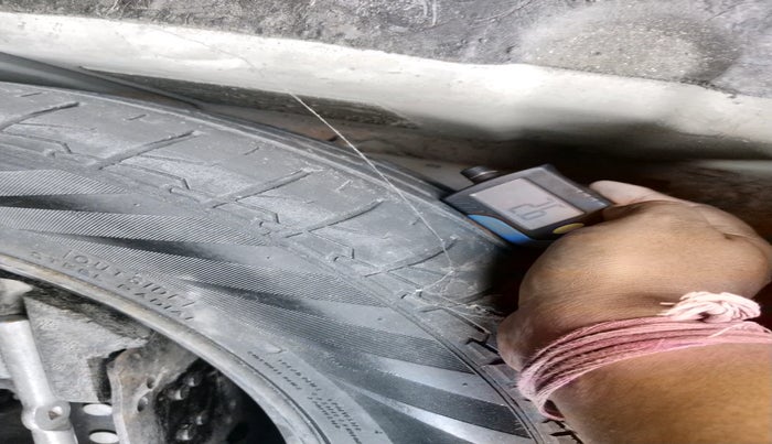 2019 Tata NEXON XZ PLUS PETROL, Petrol, Manual, 1,24,717 km, tyre