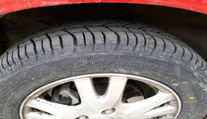 2017 Honda Brio VX MT, Petrol, Manual, 65,327 km, tyre