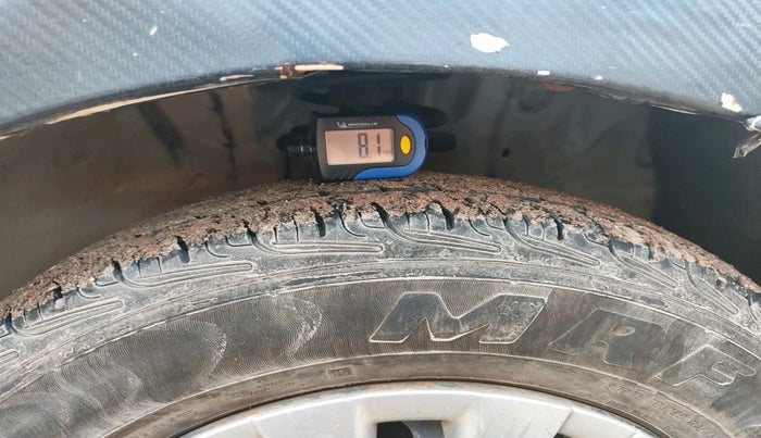 2016 Toyota Etios Liva G, Petrol, Manual, 1,41,976 km, tyre