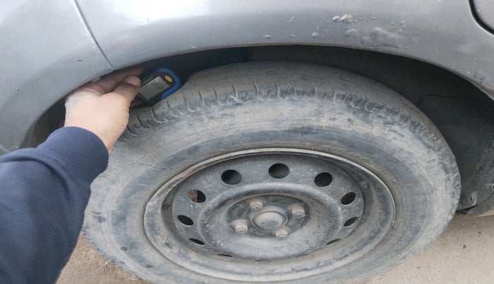 2011 Maruti Ritz VDI, Diesel, Manual, 67,509 km, tyre