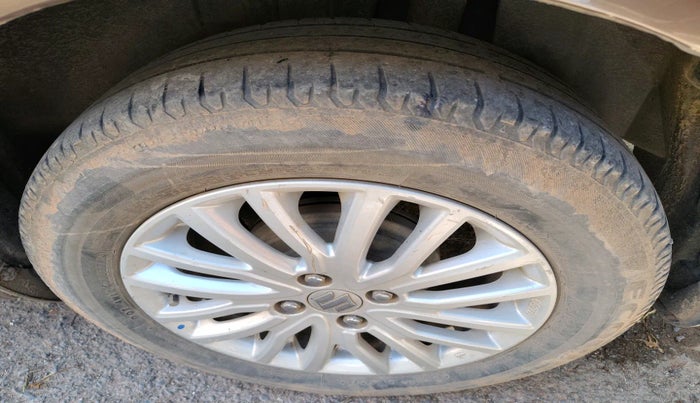 2018 Maruti Dzire ZXI, Petrol, Manual, 58,487 km, tyre
