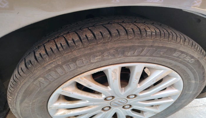 2018 Maruti Dzire ZXI, Petrol, Manual, 58,487 km, tyre