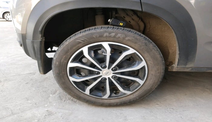 2021 Renault Kiger RXL MT, Petrol, Manual, 16,495 km, tyre