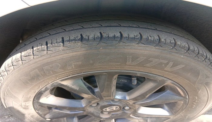 2019 Hyundai Elite i20 SPORTZ PLUS 1.2, Petrol, Manual, 41,216 km, tyre