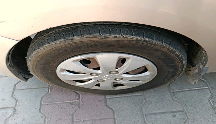 2011 Hyundai i10 MAGNA 1.2, Petrol, Manual, 76,517 km, tyre