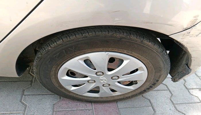 2011 Hyundai i10 MAGNA 1.2, Petrol, Manual, 76,517 km, tyre