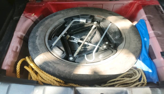 2018 Tata NEXON XM PETROL, Petrol, Manual, 36,168 km, tyre