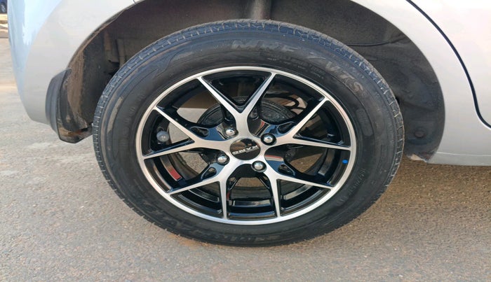 2019 Hyundai NEW SANTRO SPORTZ AMT, Petrol, Automatic, 28,331 km, tyre