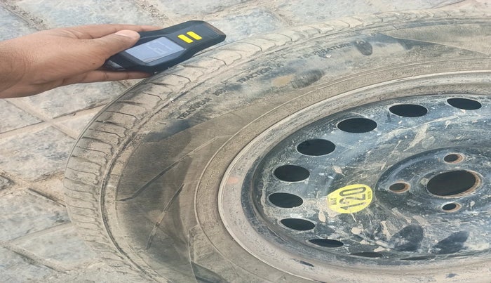 2020 Hyundai Verna SX 1.5 VTVT, Petrol, Manual, 62,299 km, tyre