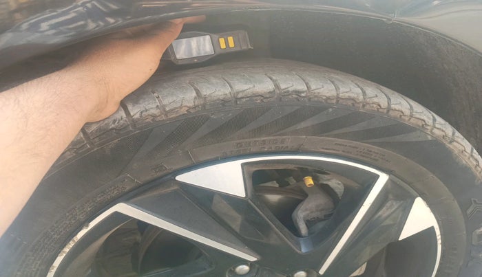 2020 Hyundai Verna SX 1.5 VTVT, Petrol, Manual, 62,299 km, tyre