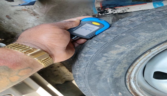 2013 Maruti Alto K10 LXI, Petrol, Manual, 1,45,329 km, tyre