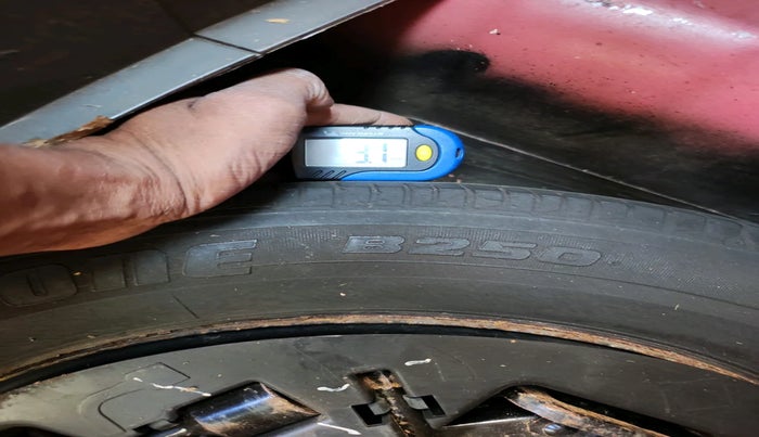 2012 Hyundai i10 MAGNA 1.2, Petrol, Manual, 69,391 km, tyre