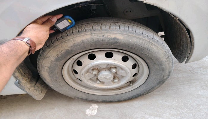 2012 Hyundai Eon D-LITE+, Petrol, Manual, 36,313 km, tyre