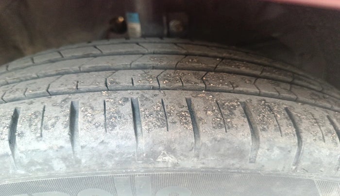 2022 Toyota Glanza V, Petrol, Manual, 23,312 km, tyre