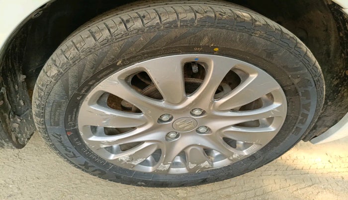 2017 Maruti Baleno ALPHA PETROL 1.2, Petrol, Manual, 82,673 km, tyre