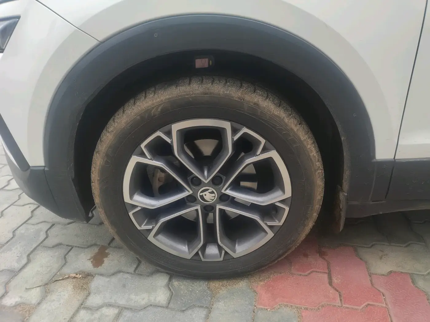 2022 Skoda KUSHAQ STYLE 1.5L TSI DSG, Petrol, Automatic, 28,997 km, tyre