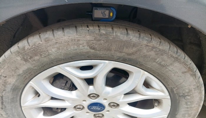 2015 Ford Ecosport TITANIUM 1.5L DIESEL, Diesel, Manual, 1,73,728 km, tyre