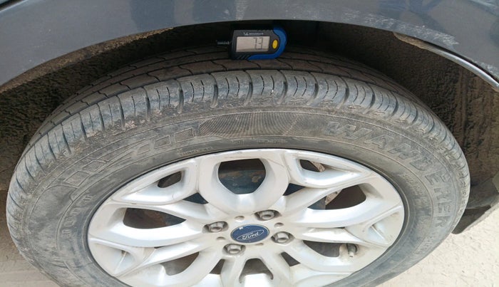 2015 Ford Ecosport TITANIUM 1.5L DIESEL, Diesel, Manual, 1,73,728 km, tyre