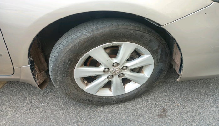 2012 Toyota Corolla Altis VL AT PETROL, Petrol, Automatic, 1,50,946 km, tyre