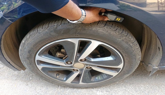 2023 Tata ALTROZ XZ PETROL, Petrol, Manual, 24,092 km, tyre