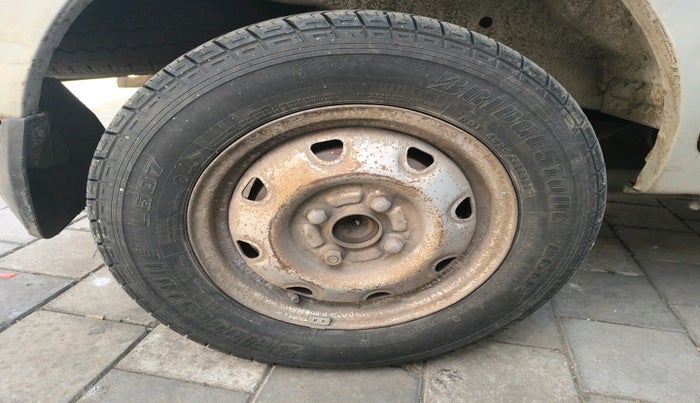 2011 Maruti Eeco 5 STR WITH A/C+HTR, Petrol, Manual, 1,38,462 km, tyre