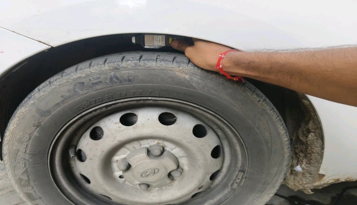 2018 Hyundai Eon 1.0 KAPPA ERA +, Petrol, Manual, 1,03,967 km, tyre