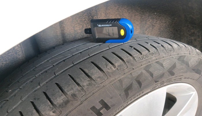 2019 Skoda Rapid AMBITION 1.6 MPI AT, Petrol, Automatic, 1,55,060 km, tyre