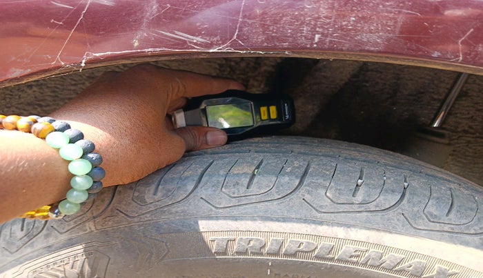 2015 Honda Amaze 1.2L I-VTEC S, Petrol, Manual, 51,873 km, tyre