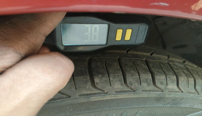 2016 Hyundai Verna FLUIDIC 4S 1.6 VTVT S, Petrol, Manual, 60,466 km, tyre