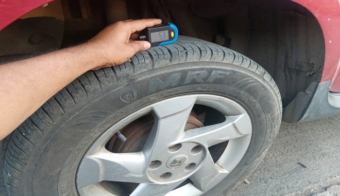 2013 Renault Duster 85 PS RXL DIESEL (OPT), Diesel, Manual, 1,65,057 km, tyre