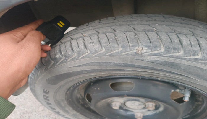 2018 Datsun Redi Go T (O), Petrol, Manual, 66,745 km, tyre