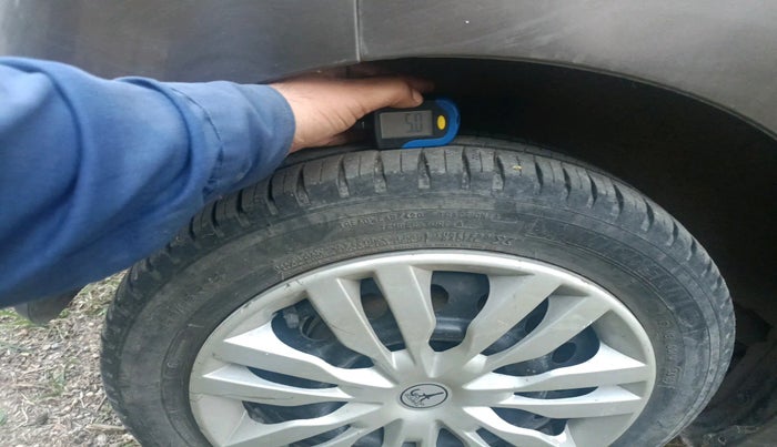 2010 Maruti Wagon R 1.0 VXI, Petrol, Manual, 65,656 km, tyre